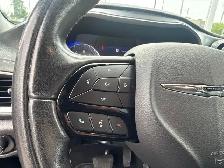 2022 Chrysler Pacifica Touring L AWD, Loaded!! - Photo 29