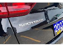 2022 Kia Sportage AWD | PANORAMIC SUNROOF | TOUCHSCREEN | CAMERA - Photo 8