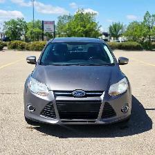 2014 Ford Focus 5dr HB SE - Photo 2