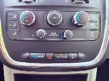 2015 Dodge Grand Caravan SXT Front-wheel Drive Passenger Van Aut - Photo 19