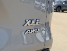 2024 Toyota RAV4 XLE - Photo 14
