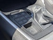 2024 Toyota RAV4 XLE - Photo 33