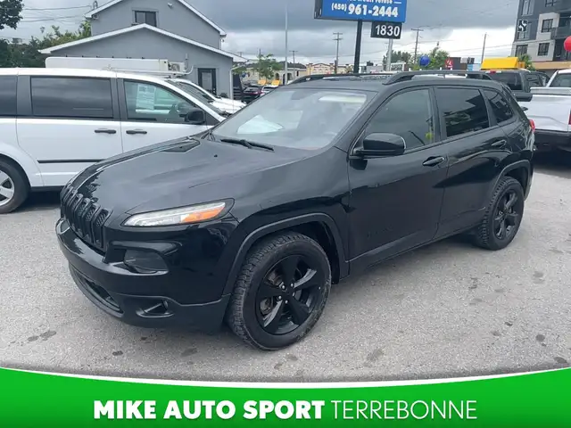 Jeep Cherokee 4 RM, 4 portes, North 2015 à vendre