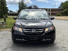 2014 Honda Odyssey SE 8 Passenger - Photo 3