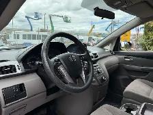2014 Honda Odyssey SE 8 Passenger - Photo 12