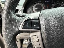 2014 Honda Odyssey SE 8 Passenger - Photo 17