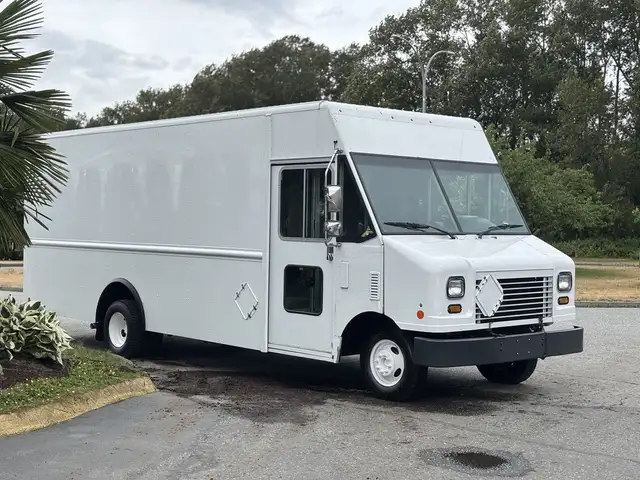 2018 Ford E-450 Super Duty 18 Foot Step Van With Shelving
