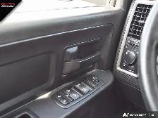 2016 Ram 1500 4WD Crew Cab 140.5' ST | NO ACCIDENTS | HEMI - Photo 17