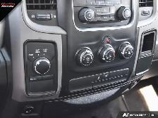 2016 Ram 1500 4WD Crew Cab 140.5' ST | NO ACCIDENTS | HEMI - Photo 20