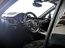 2017 Porsche Macan - Photo 13