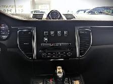 2017 Porsche Macan - Photo 21