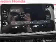 2026 Honda CR-V Hybrid EX-L - Photo 18