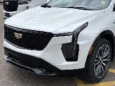 2024 Cadillac XT4 AWD Sport - Photo 3