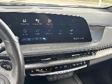 2024 Cadillac XT4 AWD Sport - Photo 16