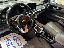 2022 Kia Forte EX IVT - Photo 10