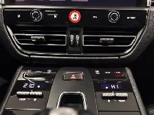 2022 Porsche Macan S AWD - Photo 33