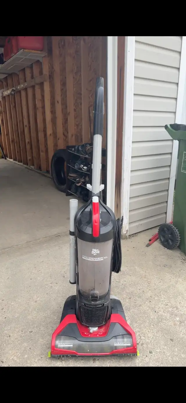 Dirt Devil Vacuum