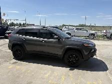 2018 Jeep Cherokee Trailhawk - Photo 3