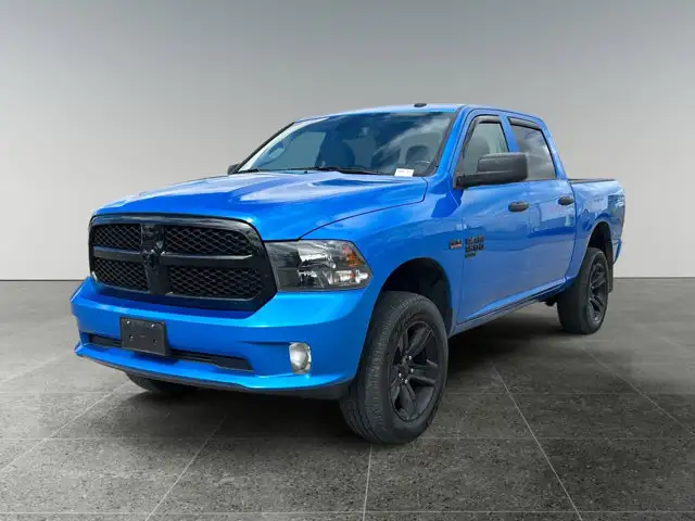 2022 Ram 1500 Classic Express / 4x4