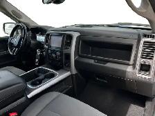 2022 Ram 1500 Classic Express / 4x4 - Photo 17
