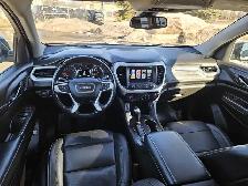 2019 GMC Acadia SLT 7 Pass Htd Lthr Driver Alert - Photo 3