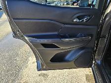 2019 GMC Acadia SLT 7 Pass Htd Lthr Driver Alert - Photo 21
