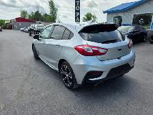 2019 Chevrolet Cruze LT - Photo 3