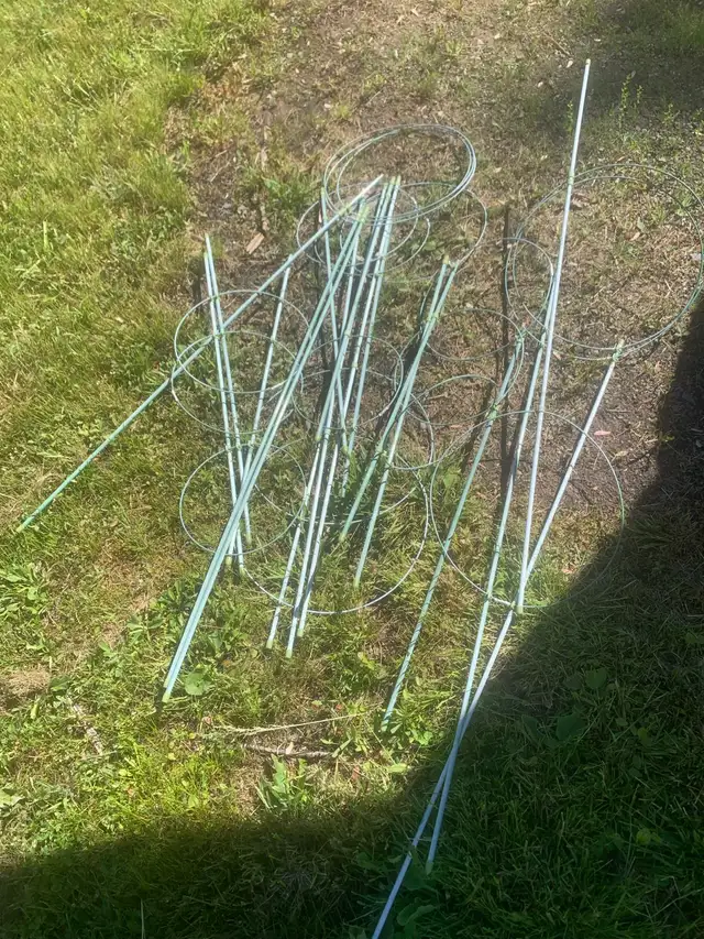 three leg flower support cages/5 each