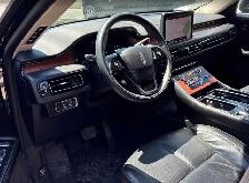 2023 Lincoln Aviator Reserve | AWD | 360 Cam | Vista Roof | Tow - Photo 5