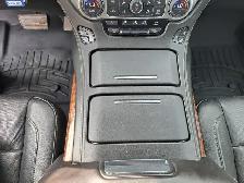2015 Chevrolet Suburban - Photo 22