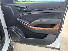 2015 Chevrolet Suburban - Photo 28