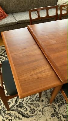 Mid century TEAK TECK. Salle à manger / GRANDE Table / Chaises - Photo 2