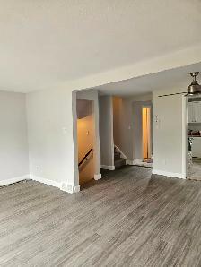 Lovely 3bd condo townhouse with parking at door - avail NOW - Photo 8
