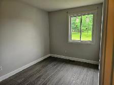Lovely 3bd condo townhouse with parking at door - avail NOW - Photo 10