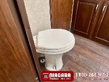 2014 KEYSTONE LAREDO 300RL Fifth Wheel - Photo 20