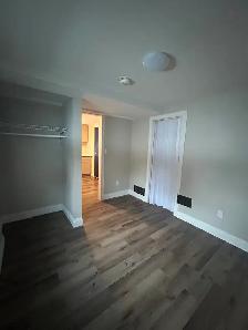 Modern Studio apartment- $1,295 - ALL INCLUDED - Photo 4