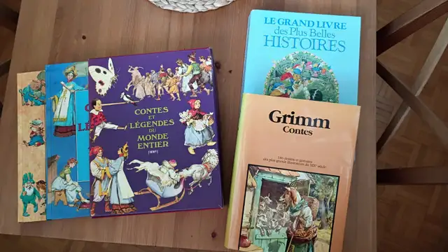 COLLECTION LIVRES DE CONTE et Autre