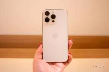 iPhone 15 Pro white titanium 256GB