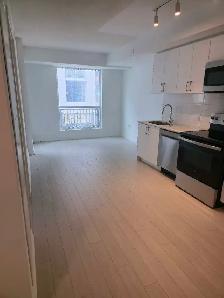 1 Bed   Den , 1 Parking,  1 Locker, 4010 Eglinton Ave West - Photo 3