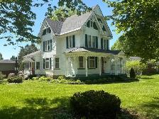 1900's Victorian Home - Photo 7