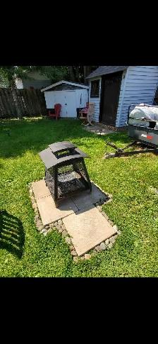 Set de patio avec petit foyer à vendre 150$ - Photo 2