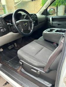 2013  Chevy Silverado IN GREAT SHAPE - Photo 7