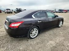 2011 Nissan Maxima - Photo 4
