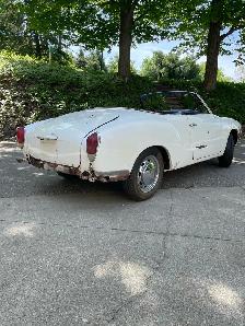 1970 Karmann Ghia Convertible - Photo 2