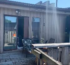 Bright 2Bdrm with a deck with a view - Photo 2