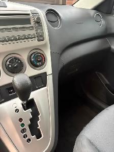 2009 Toyota Matrix Hatchback For Sale - Photo 6