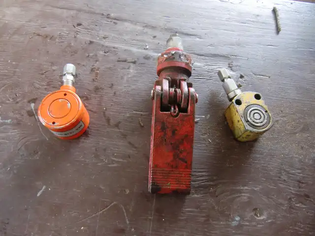 Hydraulic Cylinders