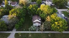 Rare investment opportunity in the heart of Selkirk! - Photo 9