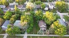 Rare investment opportunity in the heart of Selkirk! - Photo 10