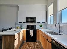 Beautiful townhouse for rent in St.Albert - Photo 3